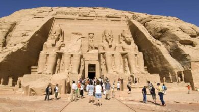 صورة عيسى : يواصل متابعته لمؤشرات وأرقام حجم الحركة السياحية الوافدة لمصر خلال النصف الأول من العام الجاري (2024)